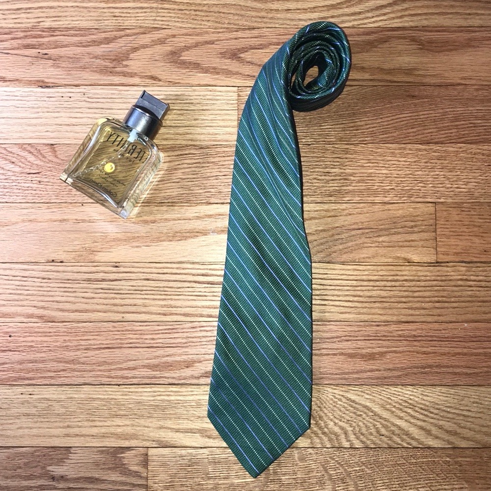 AXCESS Tie